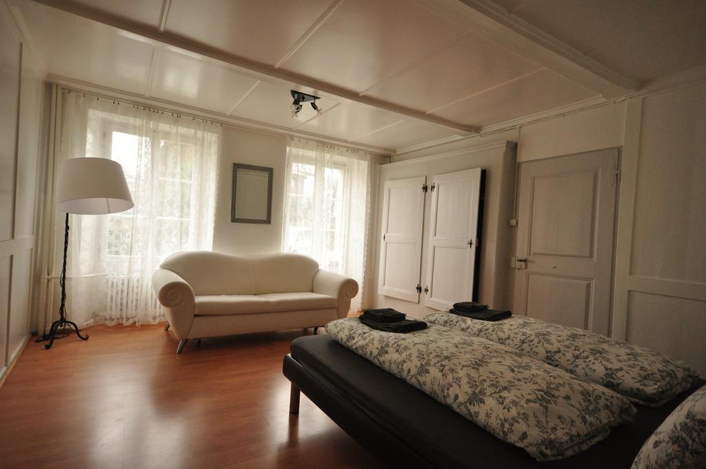 Interlaken Town House Sleeps 12 Guests Central Quarto foto